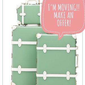 MAKE AN OFFER! I’m moving!!